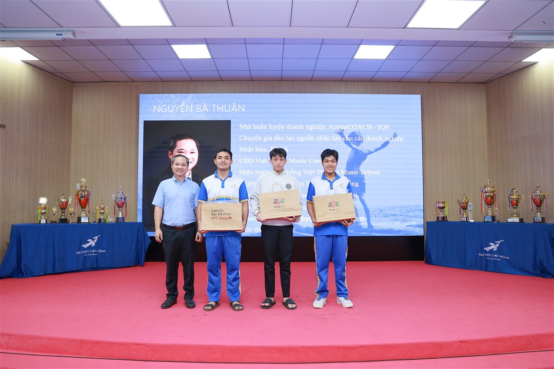 Chào đón Tân sinh viên Khóa 2025 của Khoa Cơ điện – Điện tử